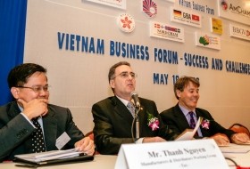 vietnam-business-forum-1