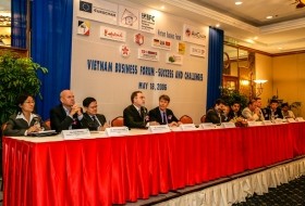 vietnam-business-forum-5